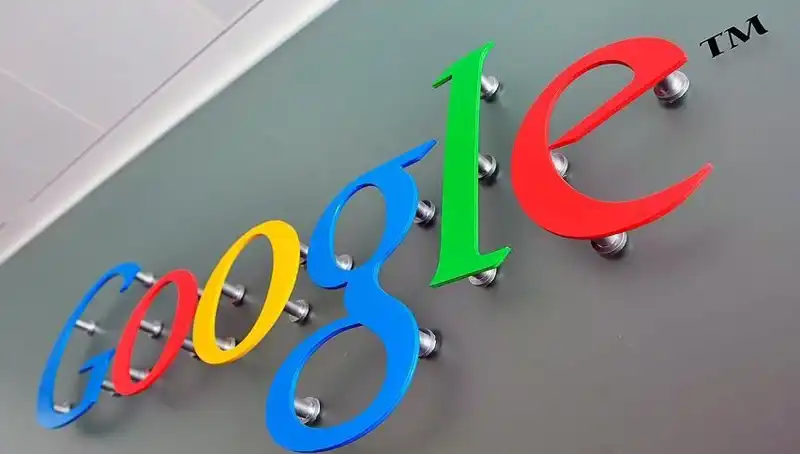 Google, Görüşmeleri Anlık Olarak Çeviren Yenilikçi Özelliği Tanıttı!