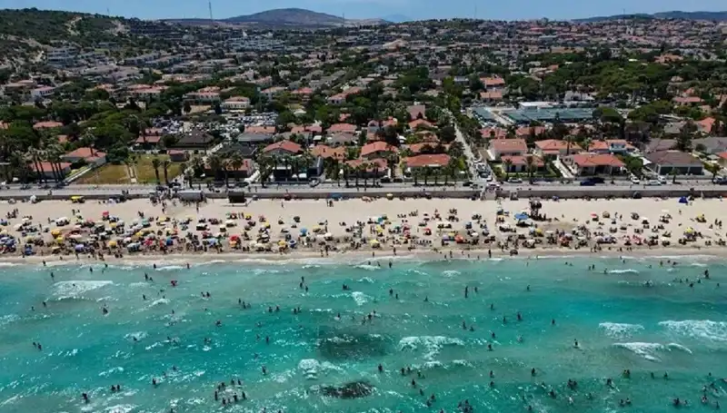 Çeşme'nin Su Krizi: Kesintiler Uzadı, Vatandaş Tepkili