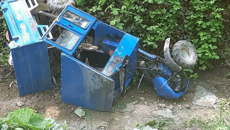 Kontrolden Çıkan Pat Pat Dereye Devrildi: Şok Edici Kaza