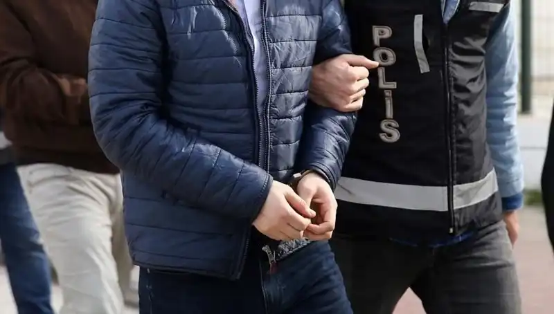 Hırsızların Suçüstü Yakalanması: 5 Şahıs Tutuklandı!