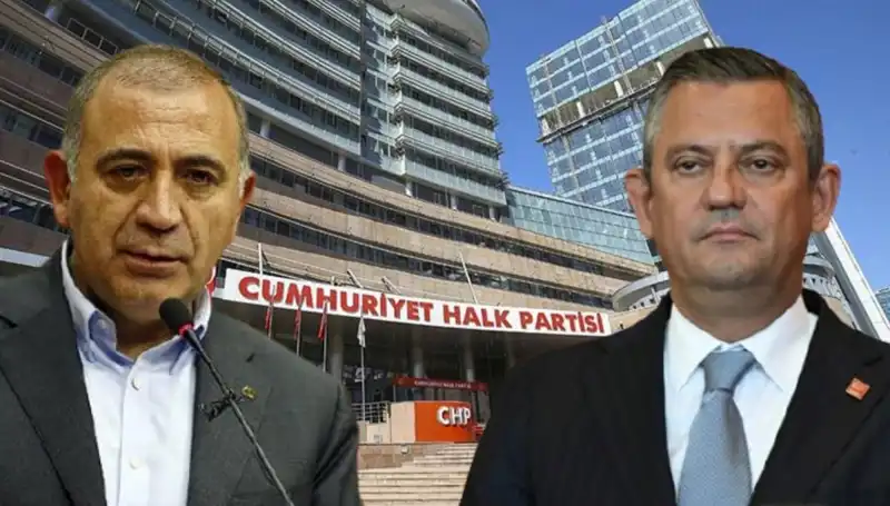 CHP’nin Kuruluş Töreninde Tekin, Özgür Özel'i Coşku ile Karşılayacak