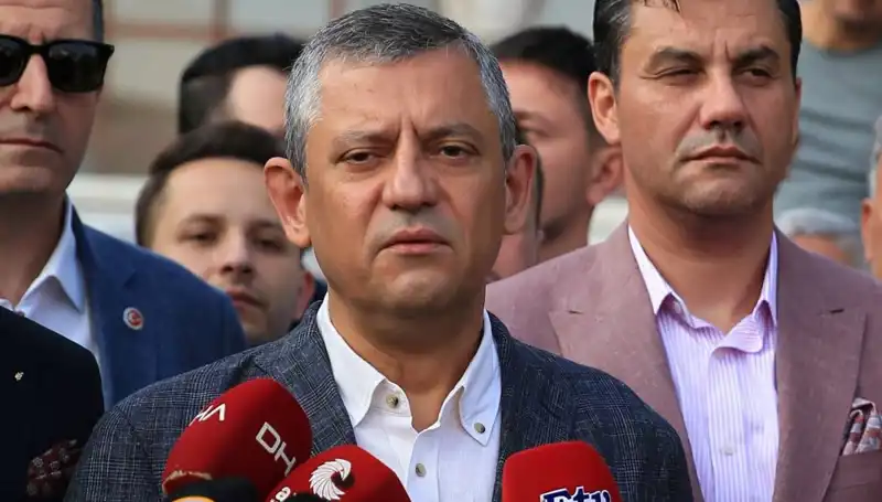 Özgür Özel: Bu Bayram Bize Bayram Gibi Gelmedi, Neden?