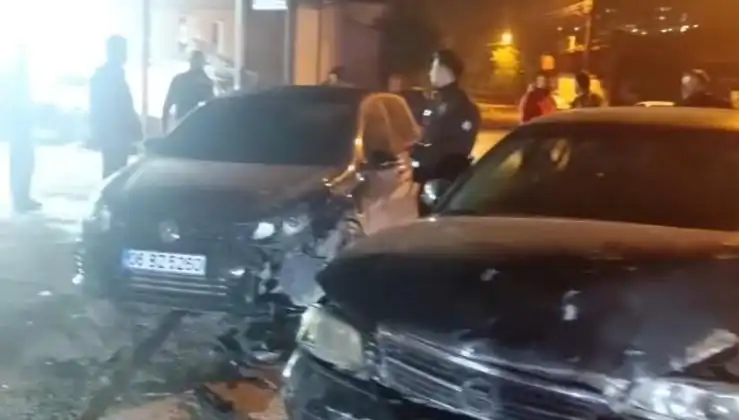 Çevirmeden Kaçan Araç Kazaya Karıştı: Bir Yolcu Hayatını Kaybetti