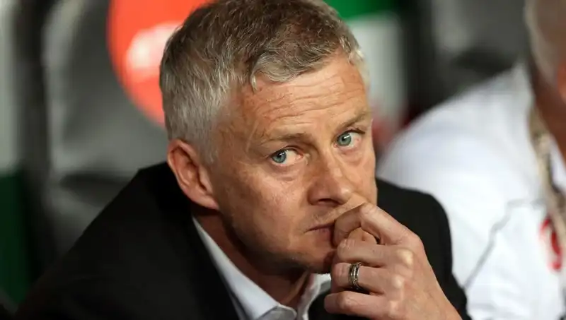 Manchester United’da Solskjaer Krizi: Yönetimden Acil Çözüm Arayışı