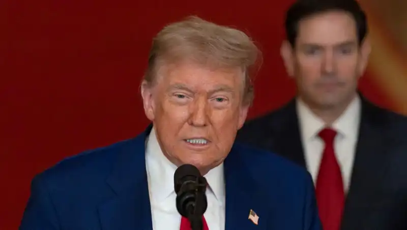 Donald Trump’tan İran’a 30 Milyar Dolar Yatırımına Sert Tepki