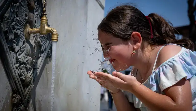 16 Şehirde Yazın Korkutan Yüzü: Hava Sıcaklıkları 40 Dereceyi Aştı