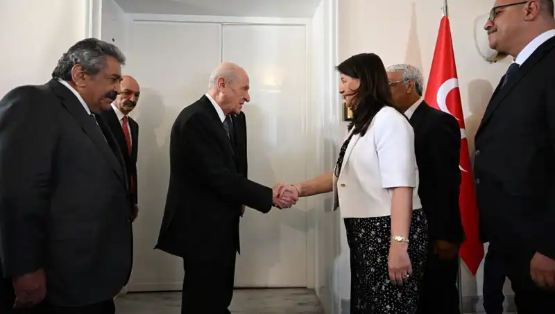Bahçeli, DEM Parti Yetkilileriyle Stratejik Toplantıda Bir Araya Geldi