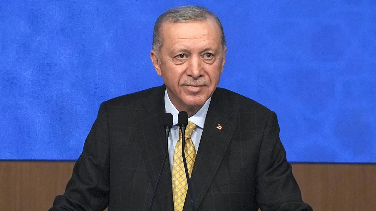 Cumhurbaşkanı Erdoğan'dan Depremzedelere Müjdeli Haber: Konutlar Yıl Sonunda Teslim Edilecek