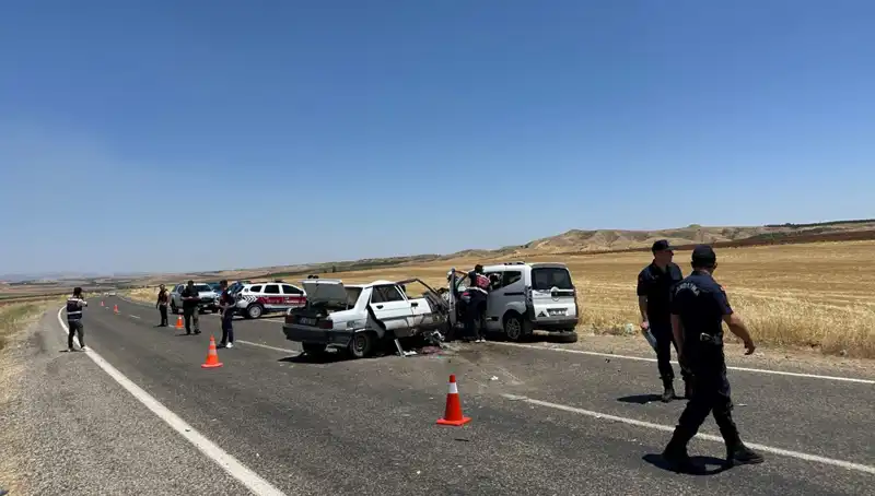 Adıyaman’da Korkunç Trafik Kazası: 4 Can Gitti, Sorumlular Aranıyor