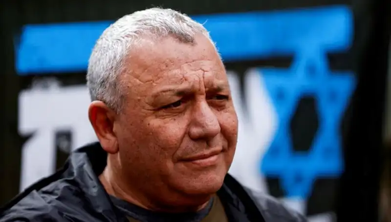 İsrail Siyasetinde Tarihi Değişim: Gadi Eisenkot'un Beklenmedik İstifası