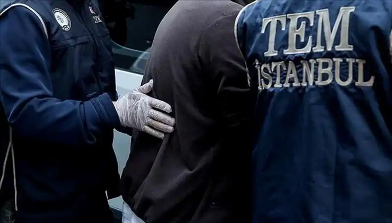 İstanbul'da Belediye Personeline Yönelik Büyük DHKP-C Operasyonu: 35 Gözaltı