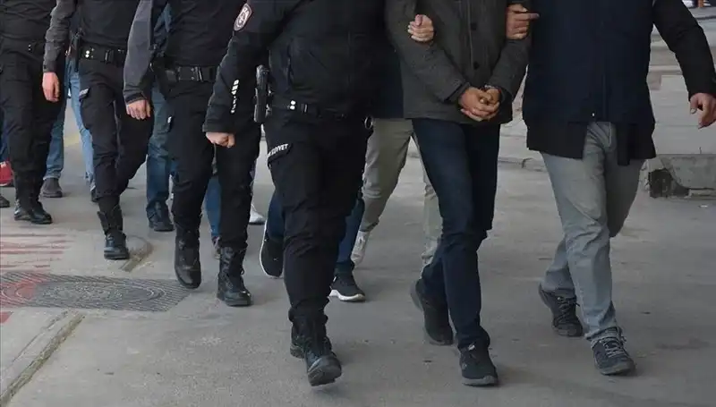 FETÖ’ye Yönelik 5 İlde Büyük Operasyon: 10 Kişi Gözaltına Alındı