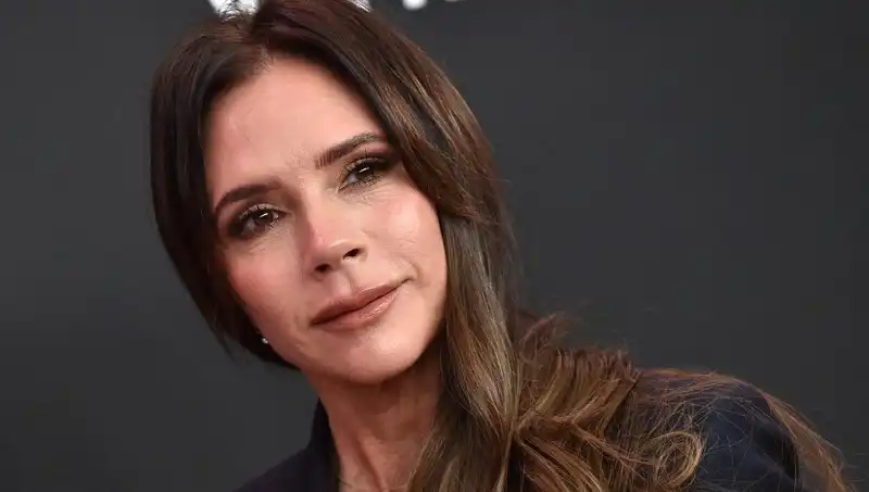 Victoria Beckham'ın Gençlik İksiri: Günde Kaçadet Tüketiyor?
