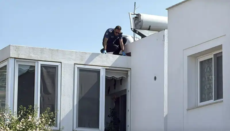 Bodrum’da Çatıdan Düşen Emekli Polis Hayatını Kaybetti: Trajik Olayın Ayrıntıları
