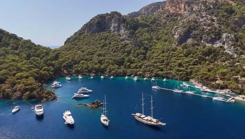 Göcek'in Koylarında Müzik Çalma Yasaklandı! Yeni Düzenlemeler Ne Getiriyor?