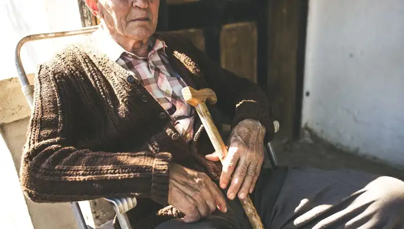 100 Yaşındaki Bireylerin %16’sında Depresyon: Yalnızlık ve İlgisizlik Tehlikesi
