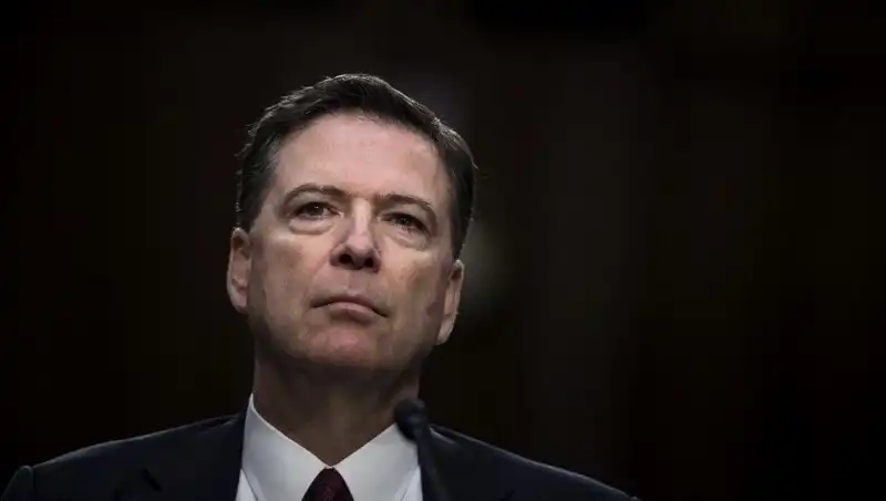 FBI’ın Eski Şefinden Tartışmalı Trump Paylaşımı: 4 Rakamla Tehdit Mesajı